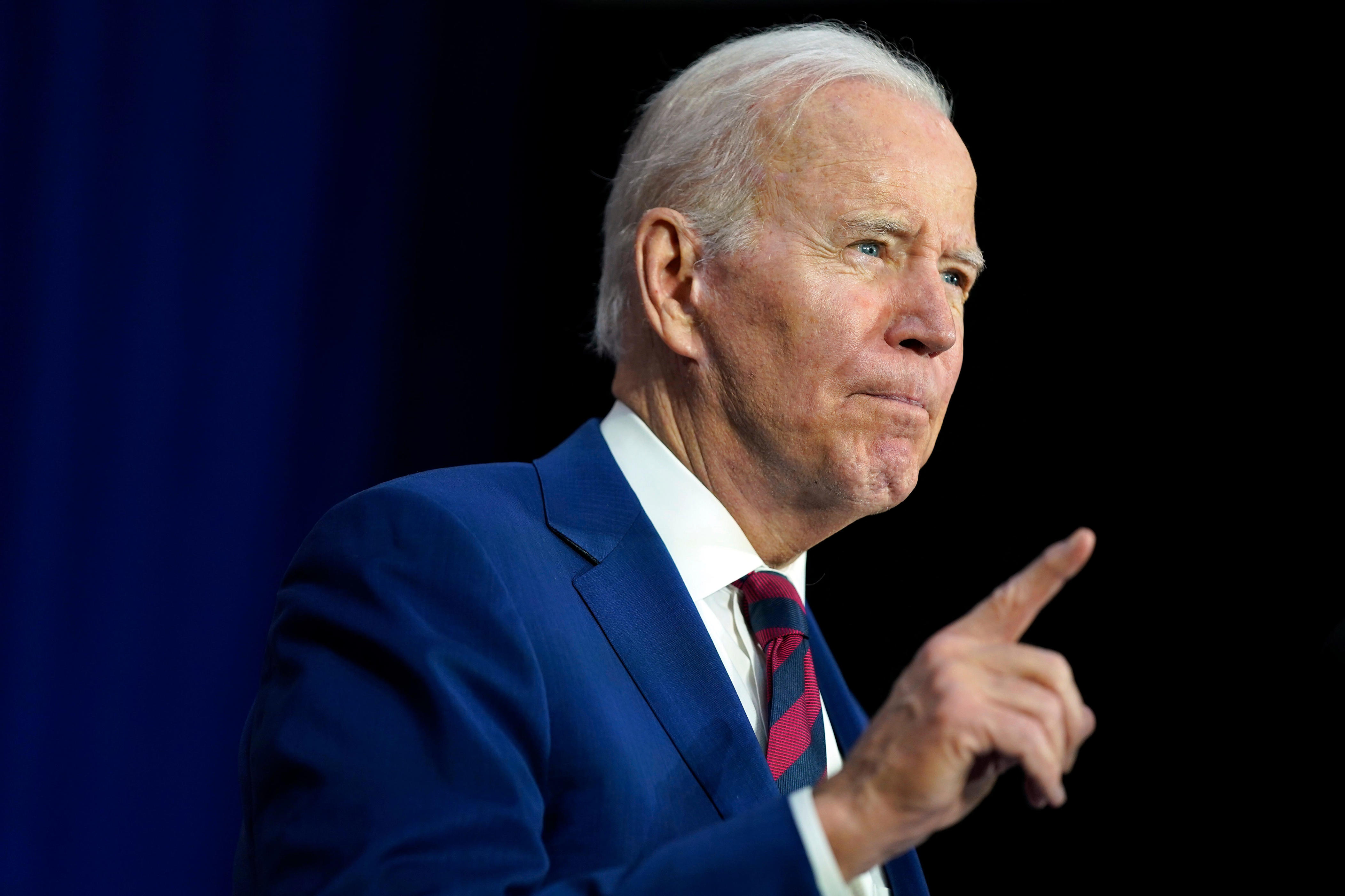 Special Counsel Says Biden Is 'elderly Man With A Poor Memory.' And He ...