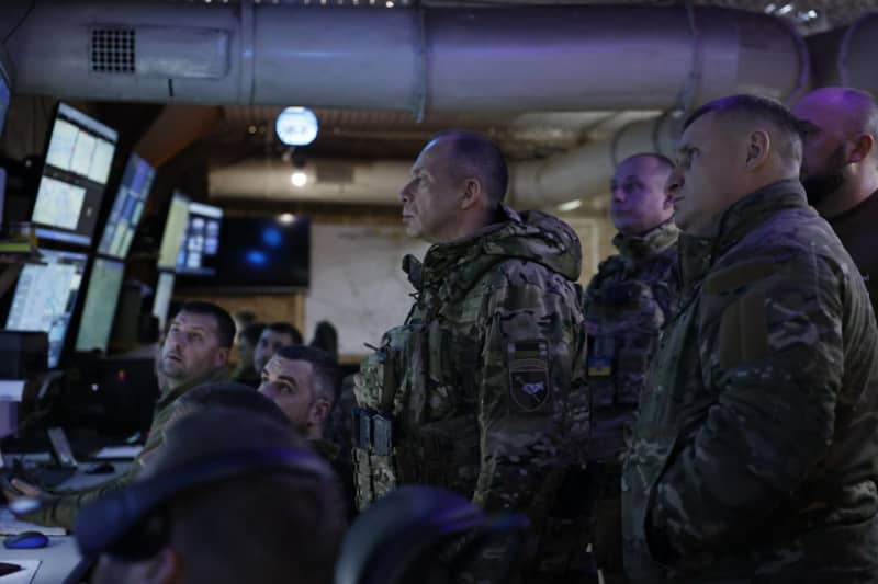ukraine war latest: zelensky dismisses zaluzhnyi, appoints syrskyi to lead armed forces