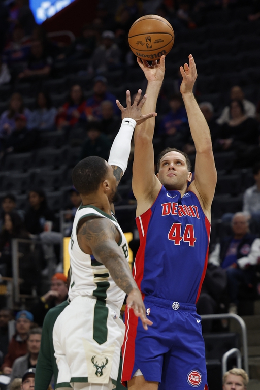 Knicks Pick Up Bojan Bogdanovic, Alec Burks From Pistons