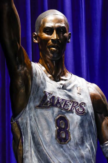 Plaschke: Kobe Bryant Statue A Perfect Portrayal Of Lakers Legend's ...