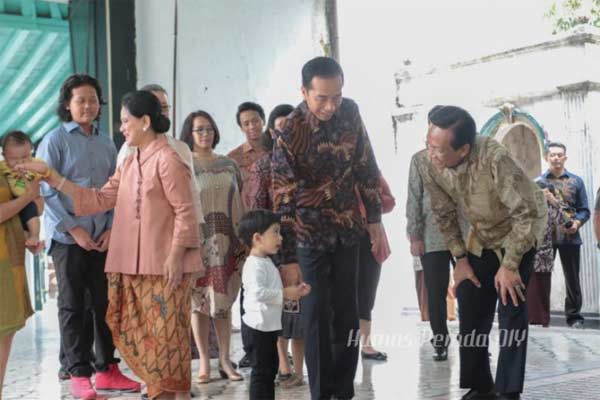 Connie Bakrie: Jokowi Minta Sultan HB X Fasilitasi Pertemuan Dengan ...