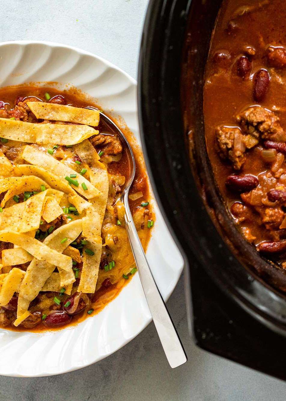 12 Easy Slow Cooker Recipes For The Big Game