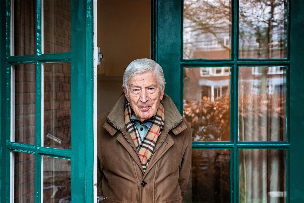 Oud-premier Dries van Agt op 93-jarige leeftijd overleden