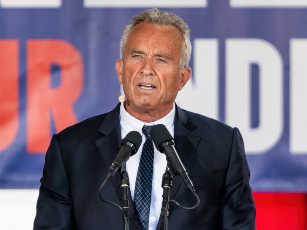 rfk jr., on march to get on ballot as an independent, flirts with libertarian party