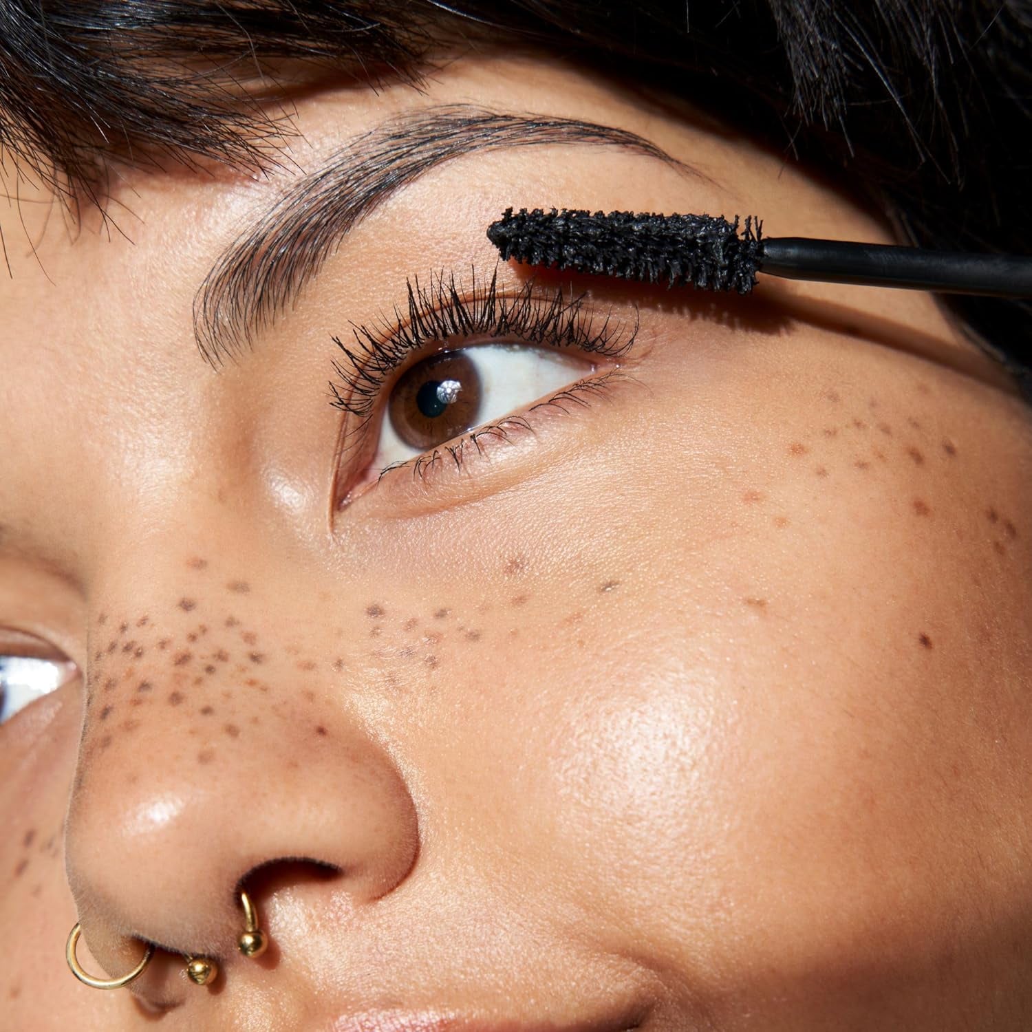 the-15-best-drugstore-mascaras-for-long-full-lashes