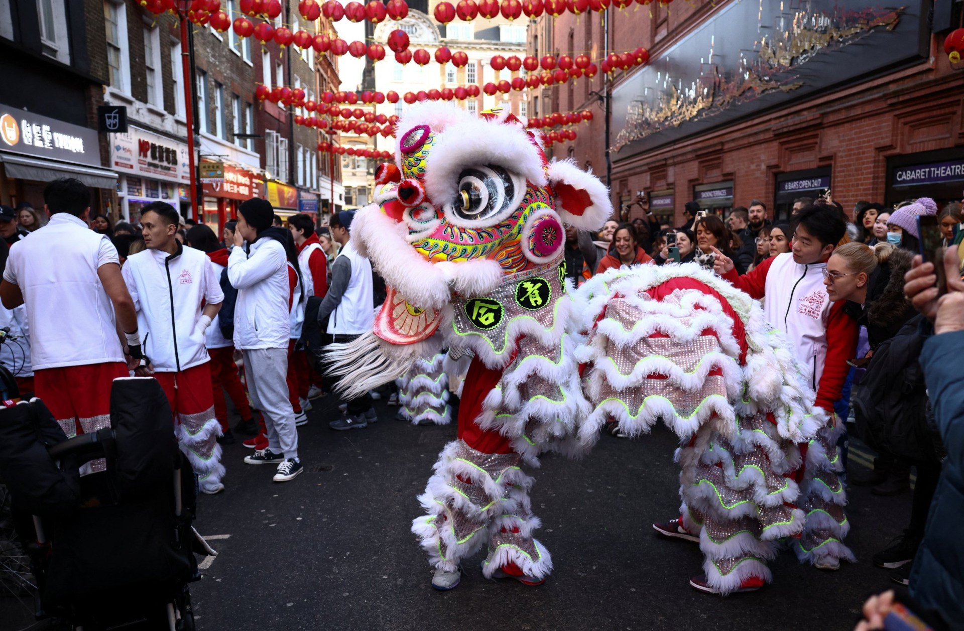 Map Shows London S Chinese New Year 2024 Parade Route And Timings   BB1i2I5C.img