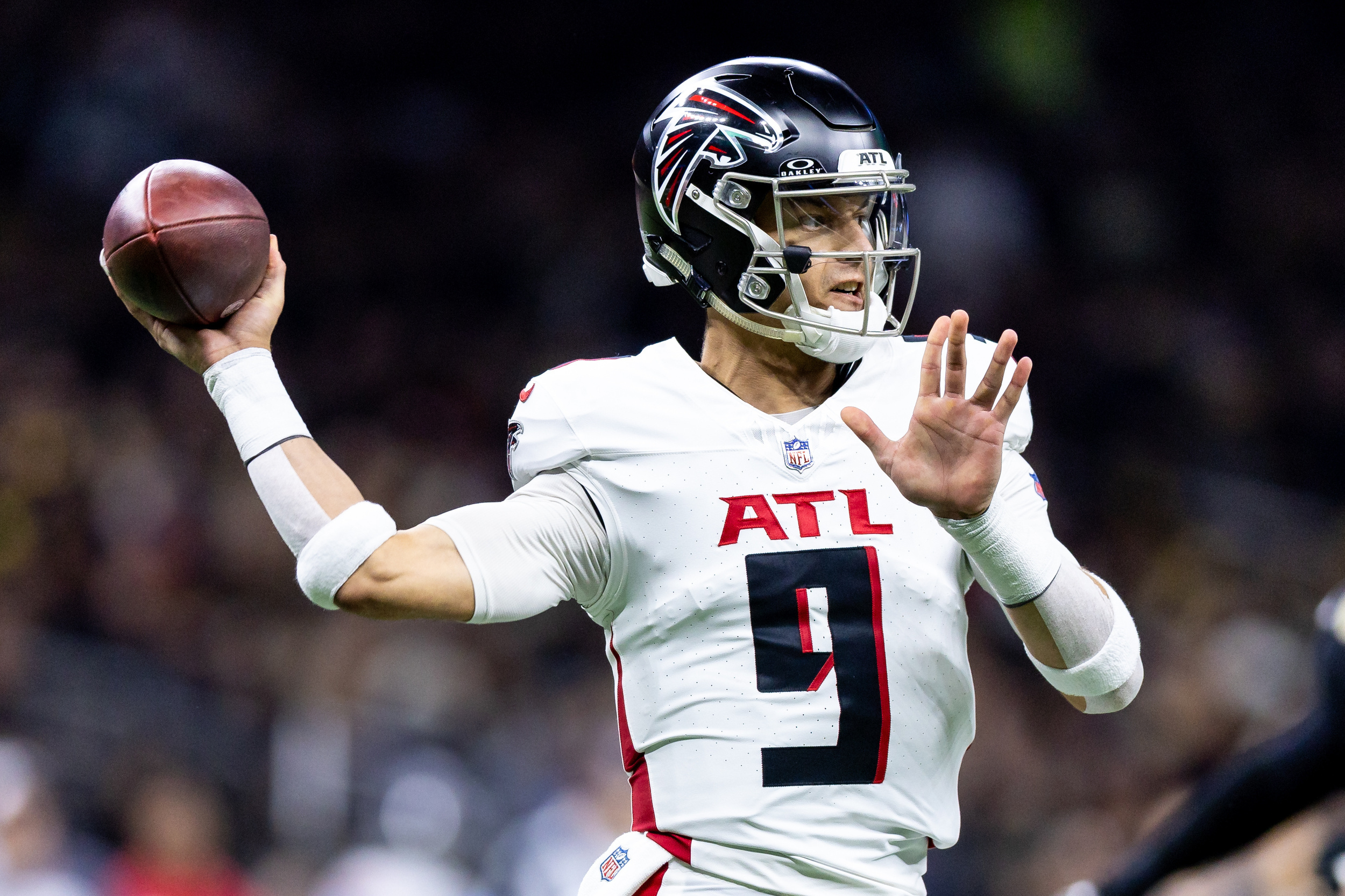 who is going to start at qb for the atlanta falcons?