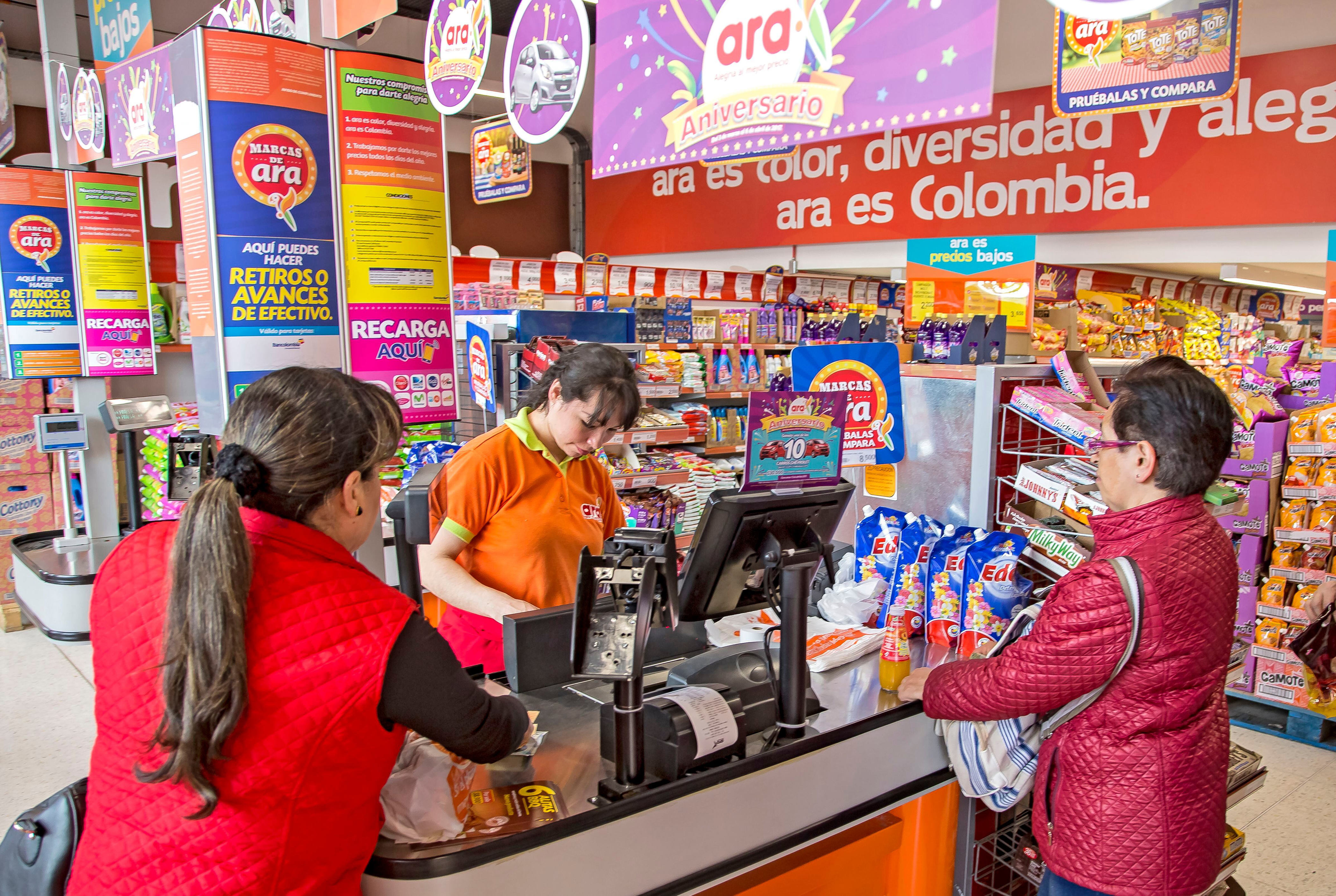 ara busca trabajadores para varios de sus locales en colombia: estos son los salarios y beneficios que ofrecen