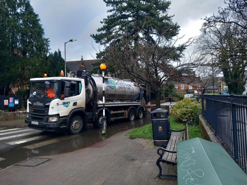 thames water apologise as flooding works continue to impact buckinghamshire village