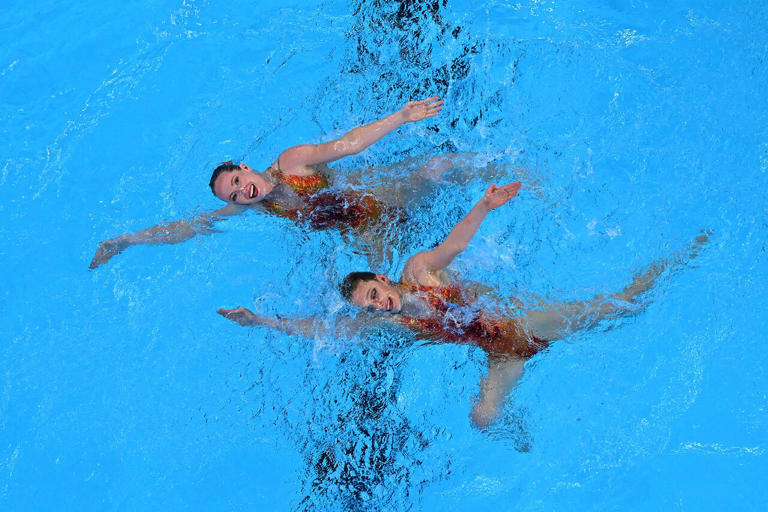 Canada qualifies artistic swimming team, women's duet spots for Paris