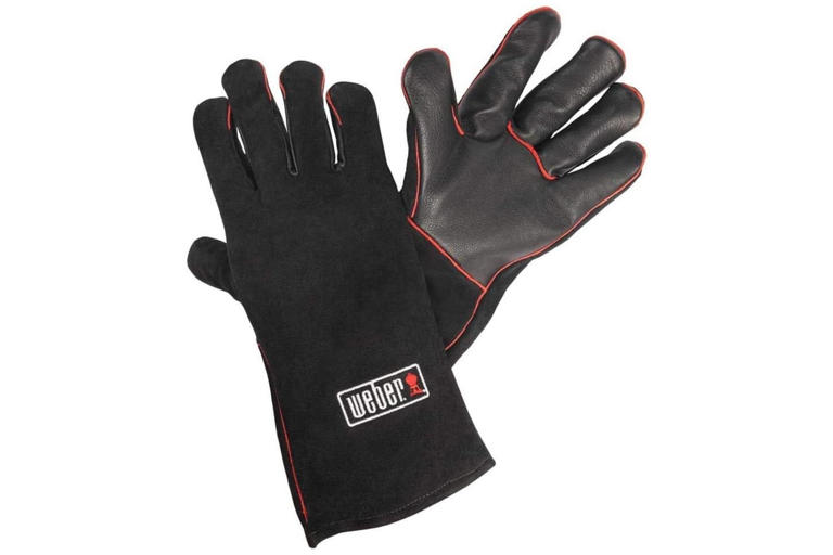 Best fire resistant gloves that are ideal for home grilling and wood burning stoves