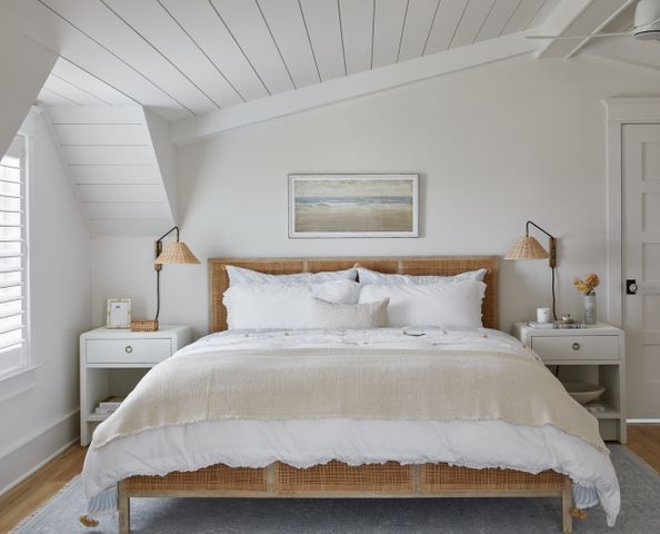 how to, how to make your bedroom feel bigger, according to designers