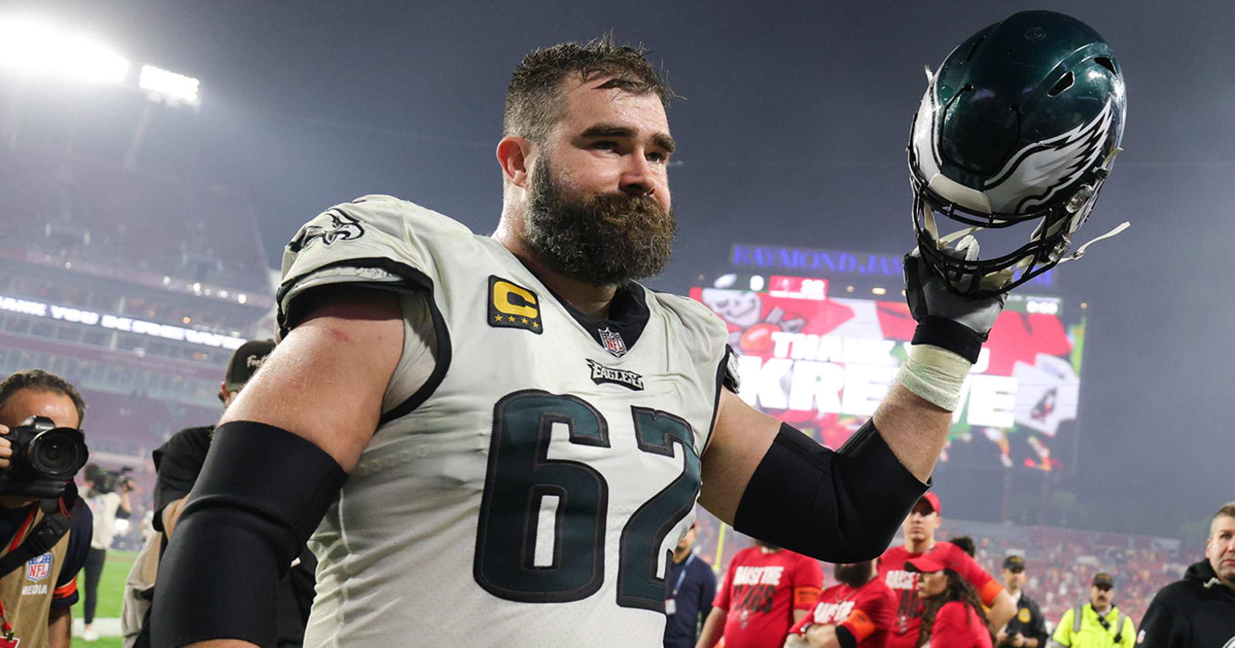 Report: Jason Kelce Meets With ESPN, FOX About Potential TV Career