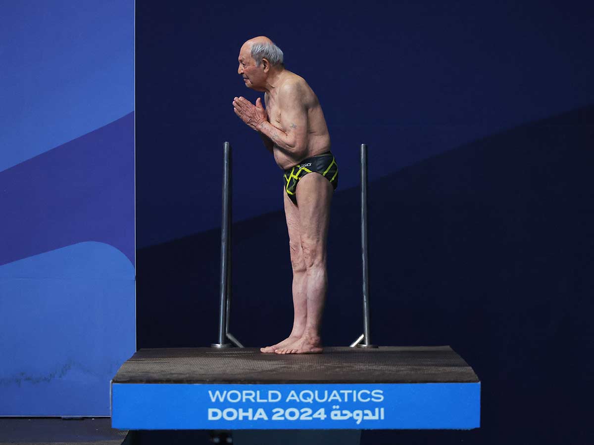 ¡a sus 100 años se echó un clavado y le dieron medalla en el mundial!