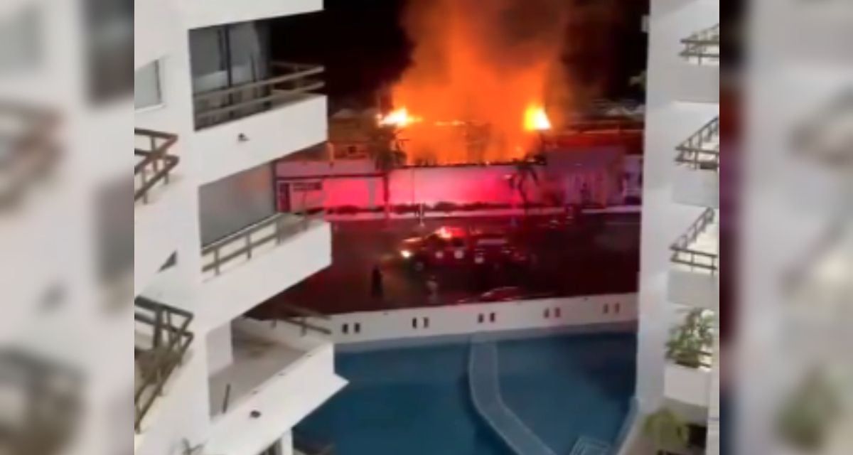 incendian club de playa en acapulco por no tener dinero para el cobro de piso