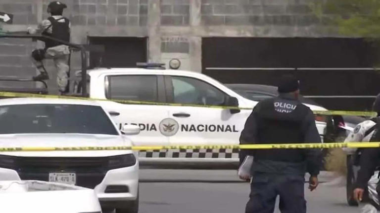 Asesinan A Balazos A Hombre Dentro De Transporte De Personal En Ciénega De Flores 5849