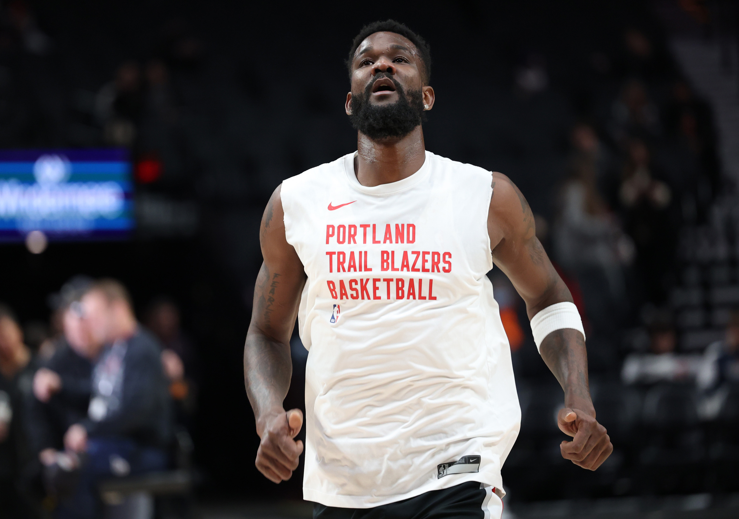report: trail blazers center deandre ayton has had ugly start with team