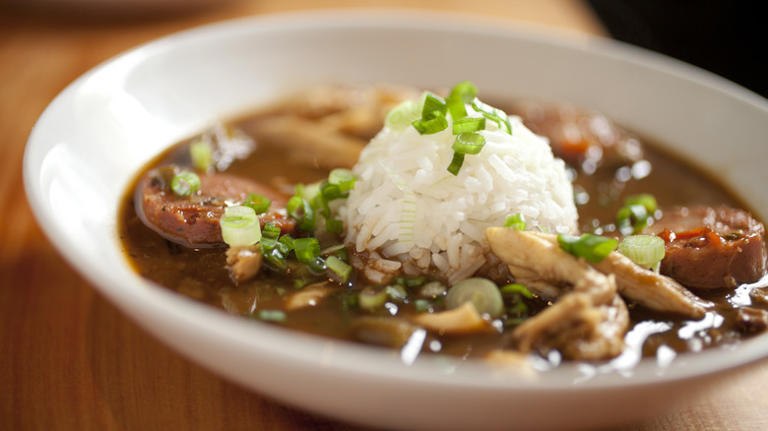 The Difference Between Etouffée And Gumbo