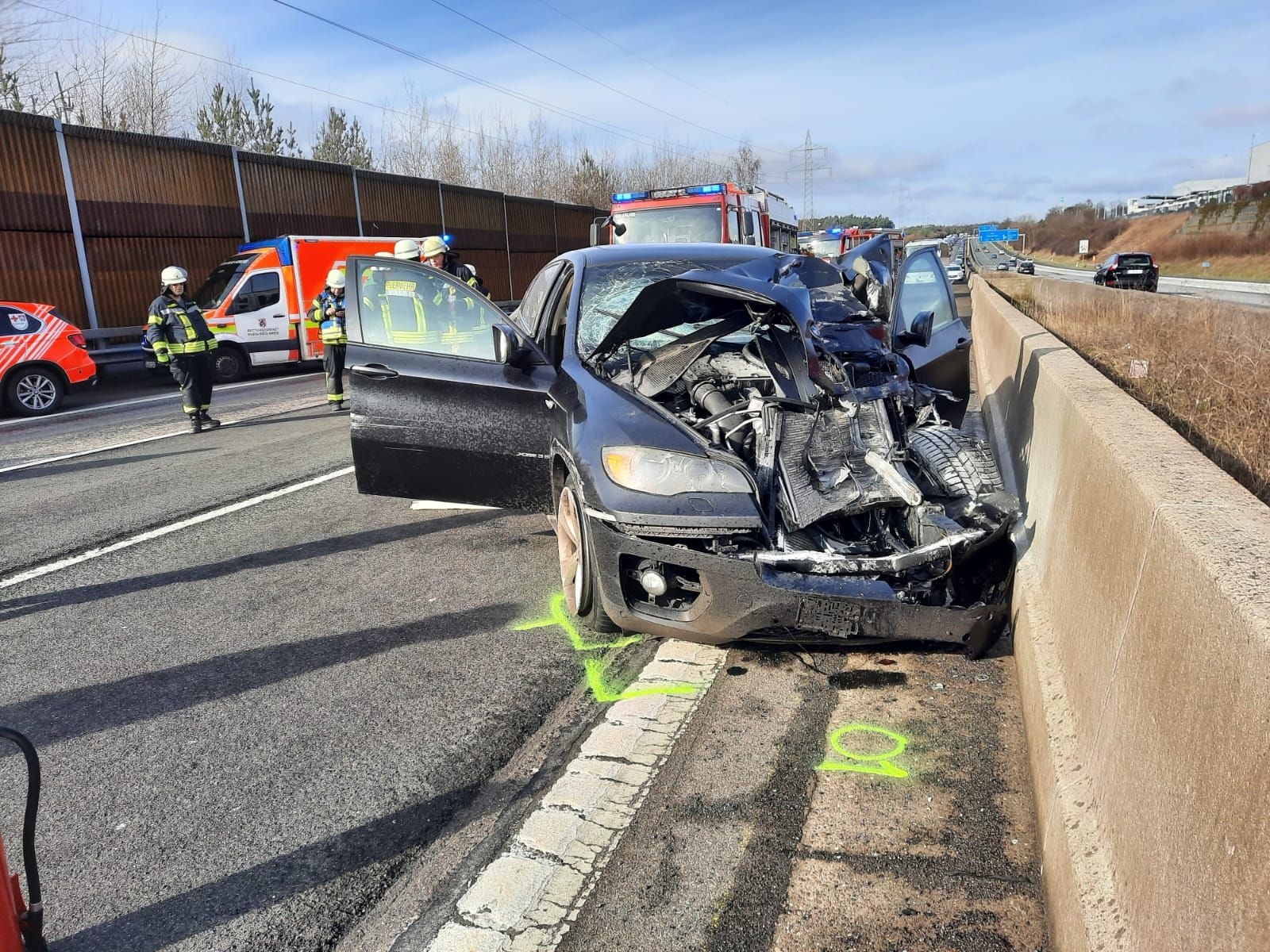 Sperrung: Unfall Mit Reisebus Auf Der A3 Bei Bad Honnef – Sieben ...