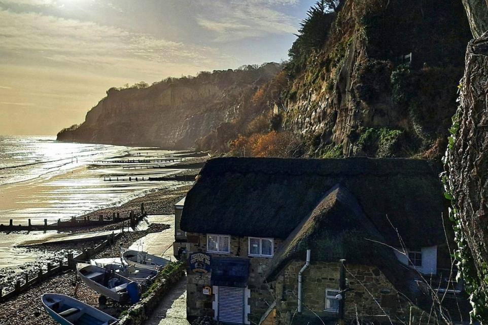 cliff collapse fears prompt evacuation of shanklin park and pub