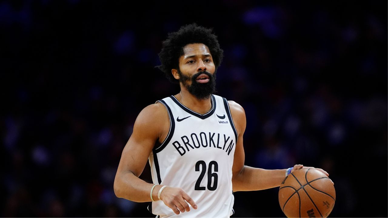 report: spencer dinwiddie to join lakers after being bought out