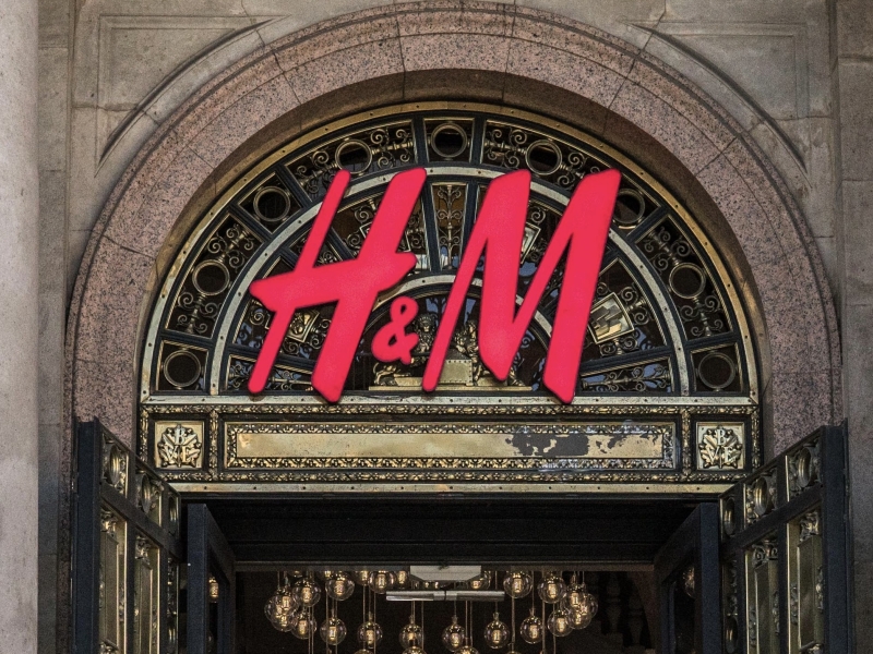 Laut H&M: Das Sind Die 3 Trendfarben Im Herbst 2024