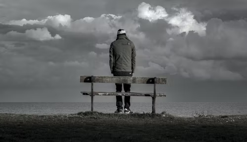 Depression is a disorder of mood, so what does it feel like to live with depression? The answers to these 10 questions about depression and their answers will provide you with a better understanding of the condition. 1. What is depression? Depression is a mood disorder that affects one's ability to feel pleasure and derive...
