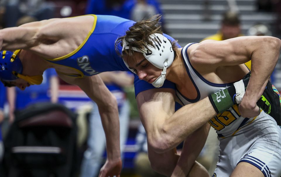 notre dame wrestling rides emotional rollercoaster to finish 3rd at piaa 2a tournament