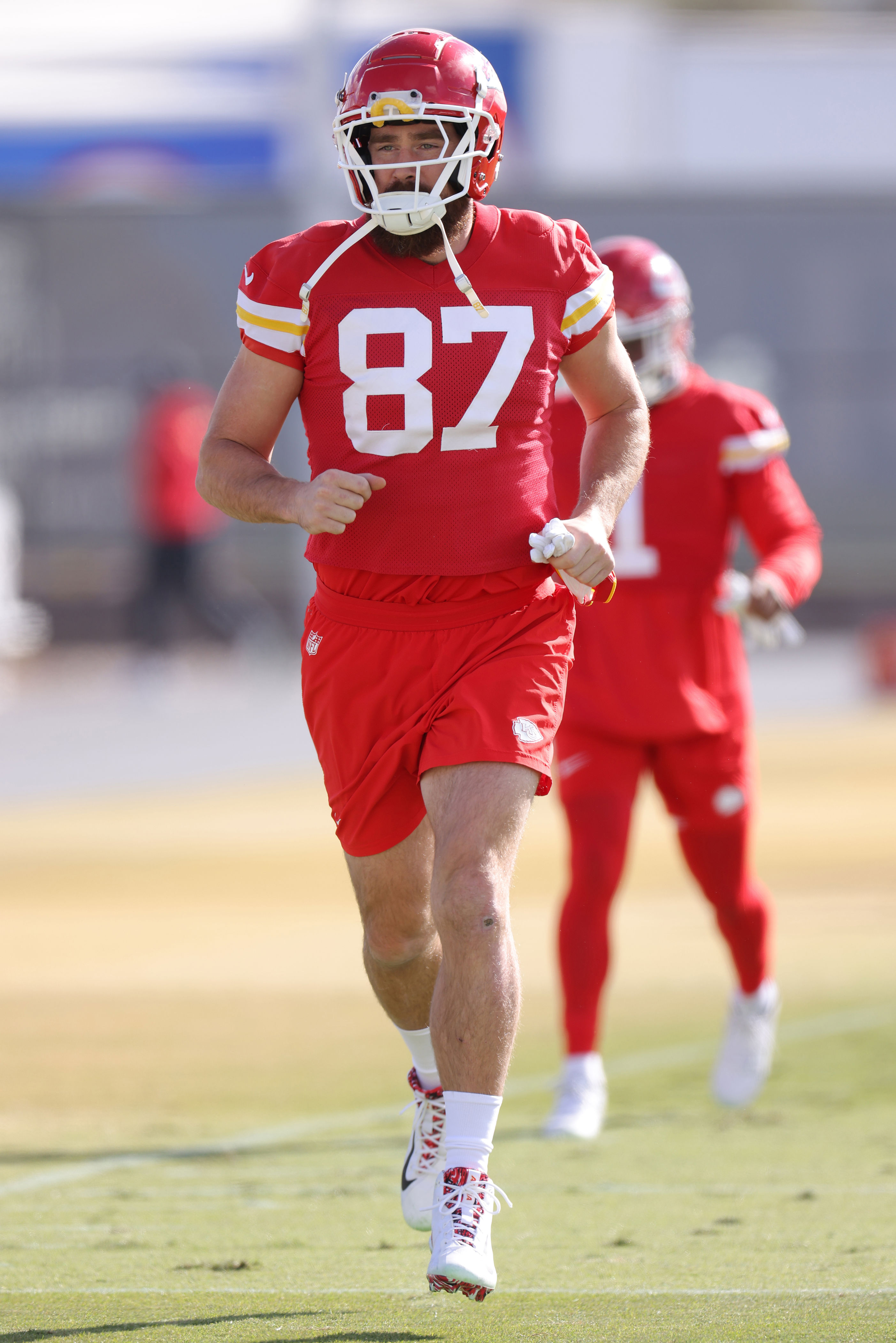 All the best pictures of Travis Kelce practicing with the Chiefs before ...