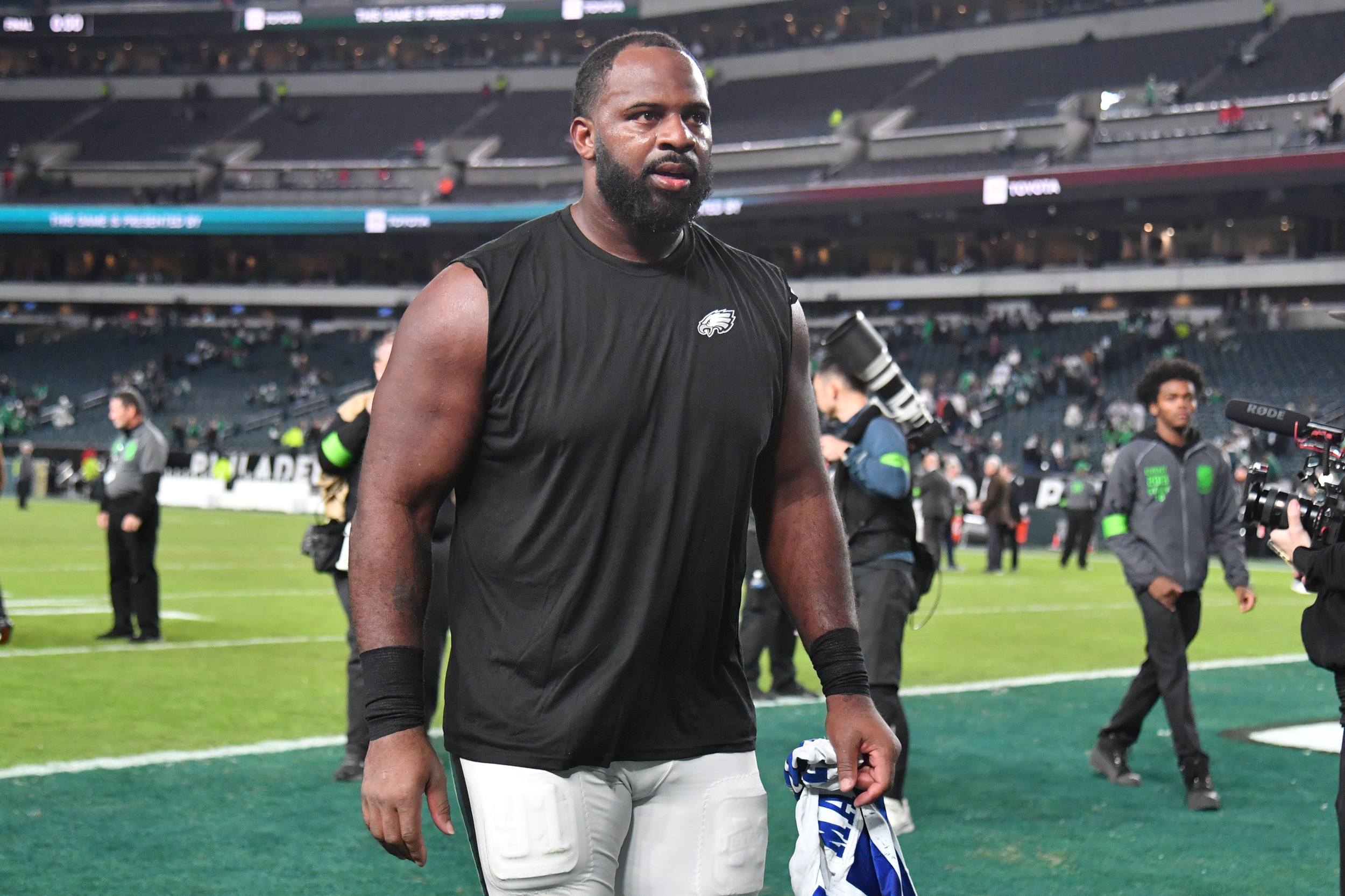 eagles' fletcher cox offers update on possible retirement