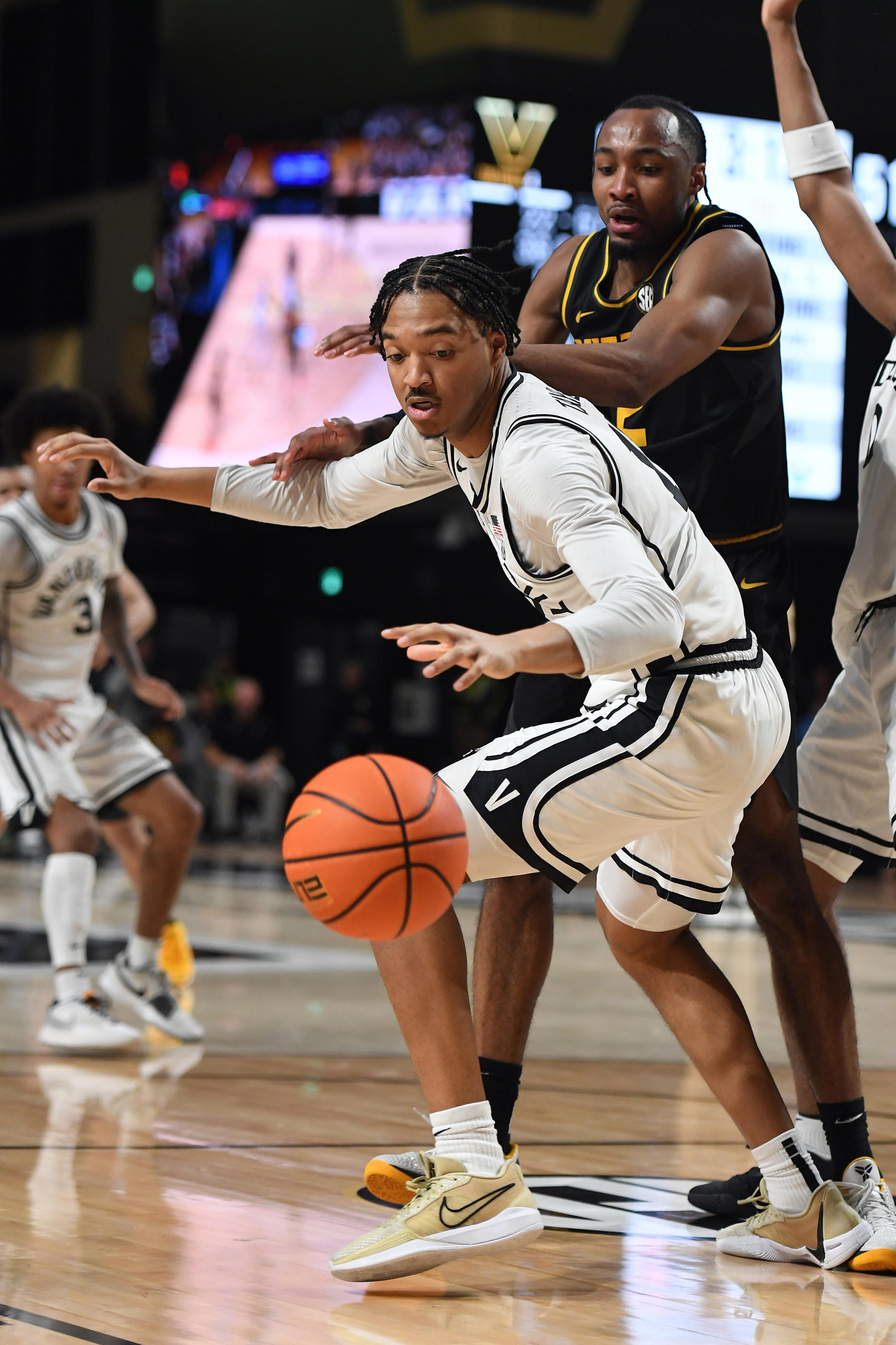 Vanderbilt Basketball Live Score Updates Vs Tennessee Vols In SEC ...