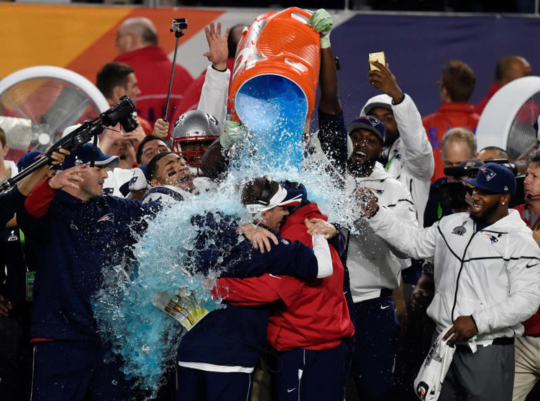 What color will the Gatorade bath be at the end of 2024 Super Bowl? See