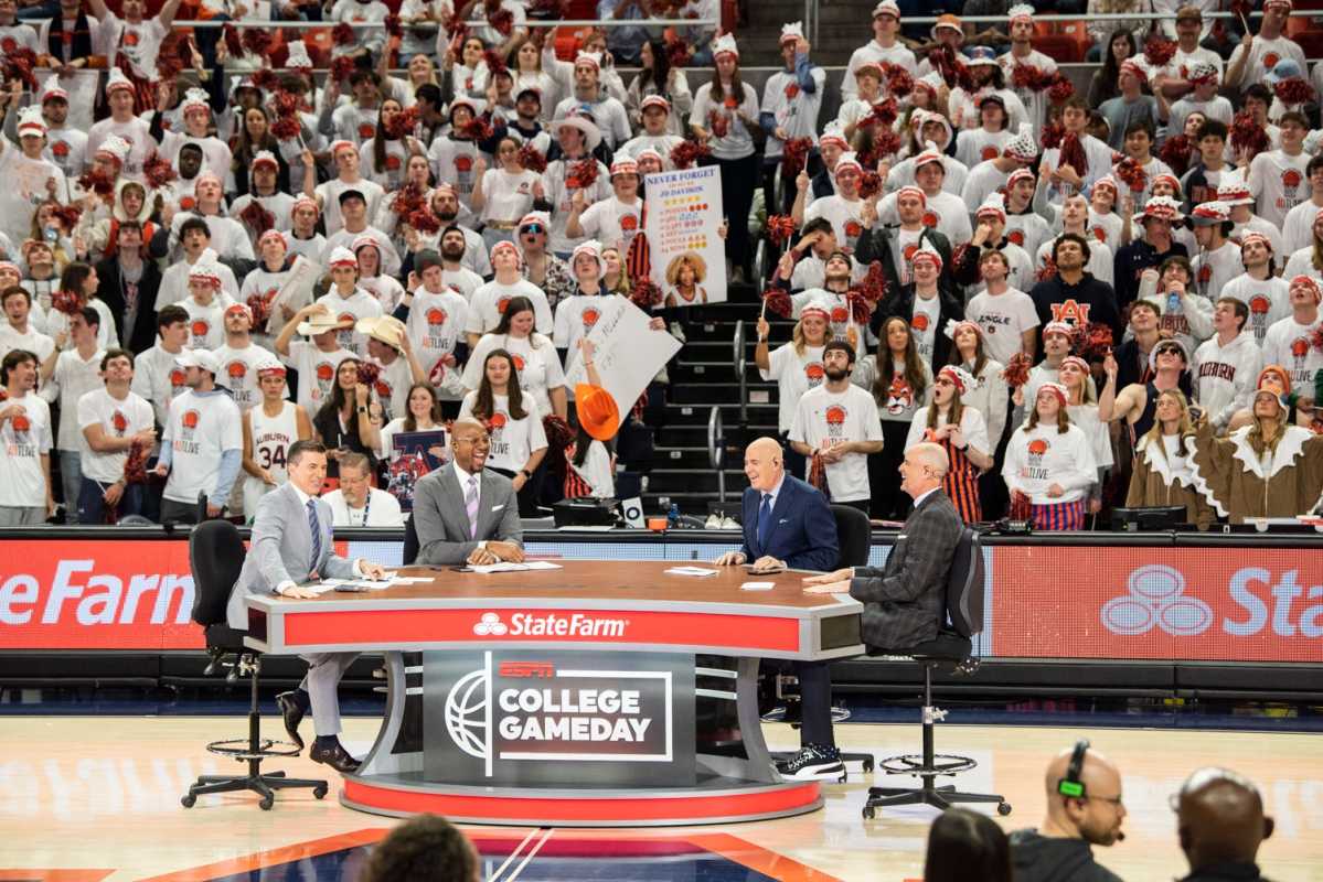 espn's college gameday will make history with next campus location
