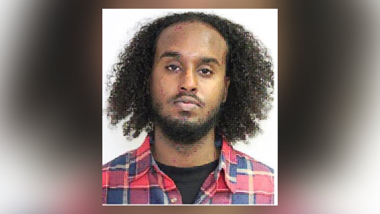 Police ID, Seek Suspect In Fatal Shooting