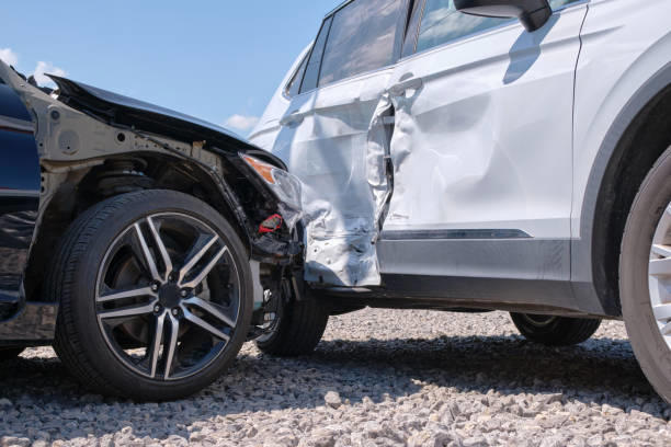 You love to get behind the wheel of your new, swanky car and go for a long drive, commute to your workplace, or go for a weekend trip with your family or friends. Then, if you hail from Ottawa, the city is in the news headlines, as it has one of the maximum road accident...