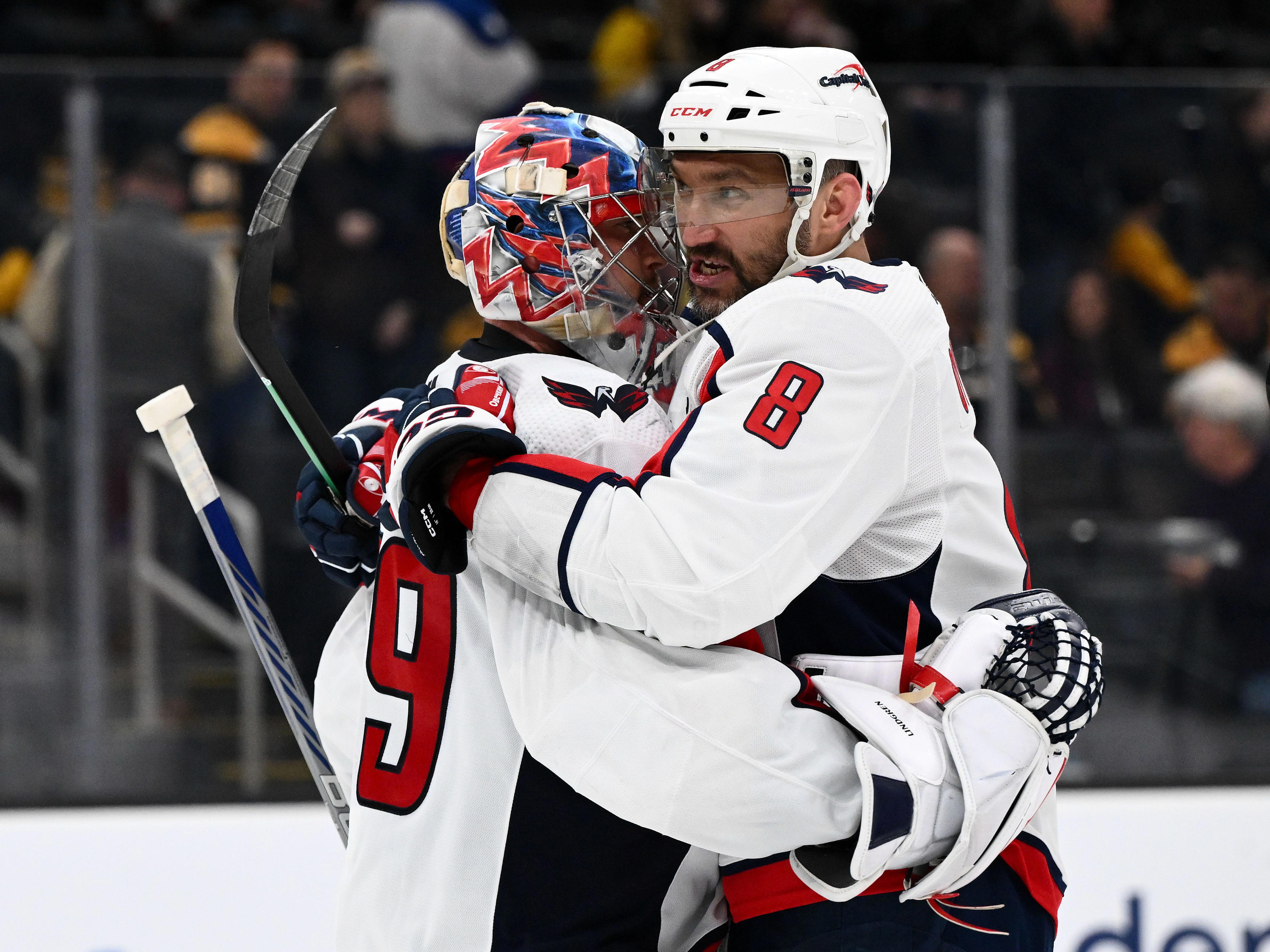 Capitals' Alex Ovechkin, Chasing Wayne Gretzky Goal Record, Continues ...