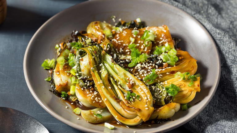 Why It Pays To Cook Bok Choy Instead Of Using It Raw In A Salad