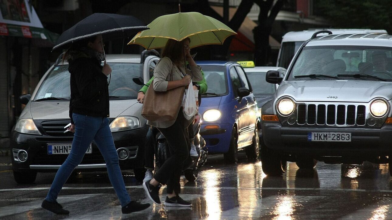 o καιρός σήμερα: βροχές και καταιγίδες από το μεσημέρι - πού θα χτυπήσει η κακοκαιρία