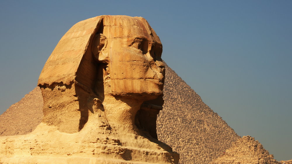 wakacje w egipcie dla 56-latki skończyły się w celi na 40 osób