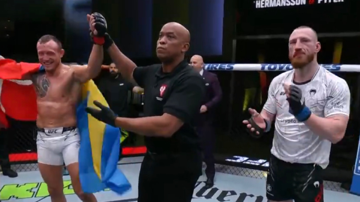 Jack Hermansson Overcomes Early Storm, Upsets Joe Pyfer By Decision ...