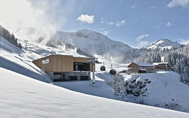 skiing in ‘the world’s snowiest village’