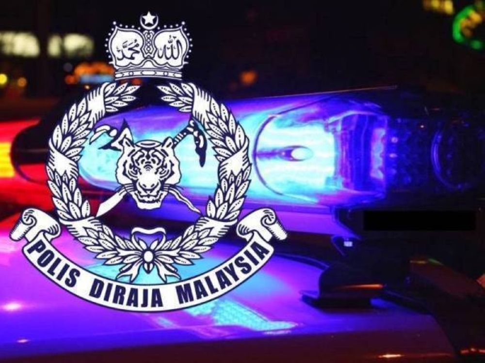 cops searching for singapore registered car owner for road rage incident in johor