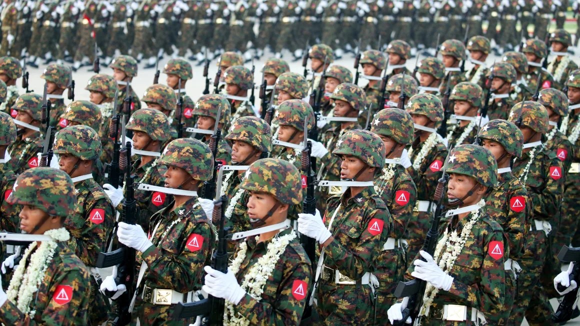 junta de myanmar aplica ley de servicio militar obligatorio