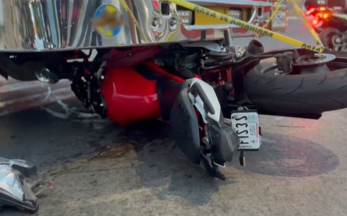 motociclista muere en zapopan tras chocar contra una camioneta de brincolines