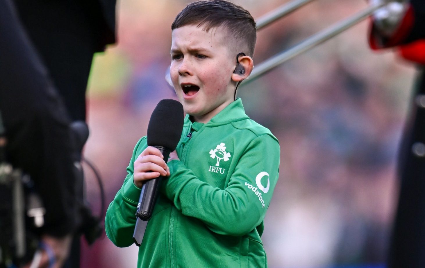 eight-year-old boy steals show singing ireland’s call before six nations clash with italy