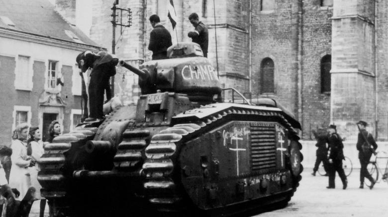 everything to know about the 'schneider char b1' heavy infantry tank