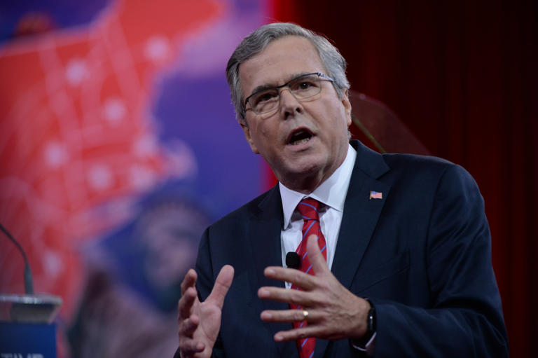 Jeb Bush, former governor of Florida, speaks at the 2015 conservative political action conference (CPAC) at the Gaylord Convention Center in National Harbor, MD, USA on February 26, 2015.