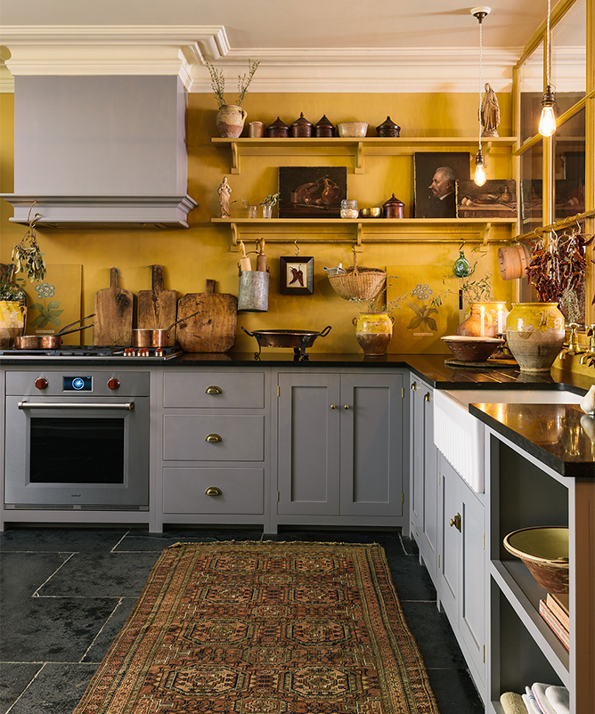 7 timeless kitchen cabinet colors for an endlessly classic look