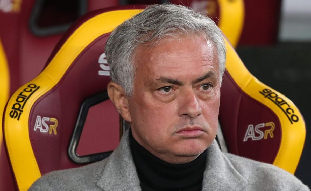 josé mourinho pode assumir o comando de uma das maiores equipes da europa