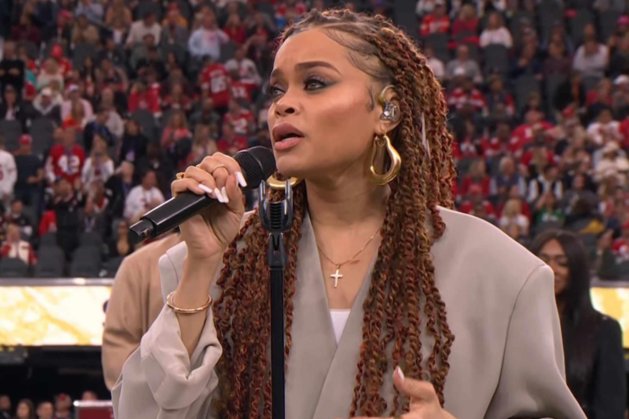 Andra Day Performs Moving Rendition Of The Black National Anthem Lift   BB1i89By.img